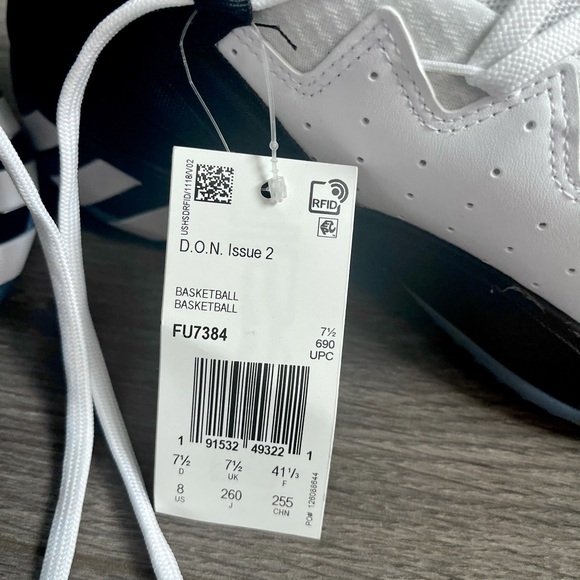 Men’s ADIDAS Donovan Mitchell D.O.N. Issue #2 shoe - Picture 3 of 6